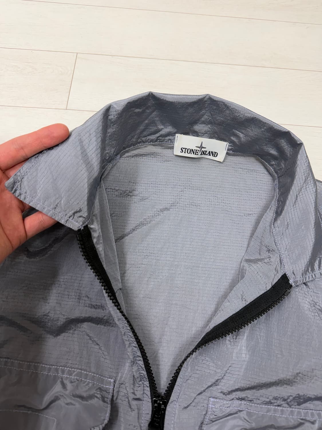 백화점판)  스톤아일랜드 나일론 자켓 100 사이즈   상태 9.6/10 상품이미지3