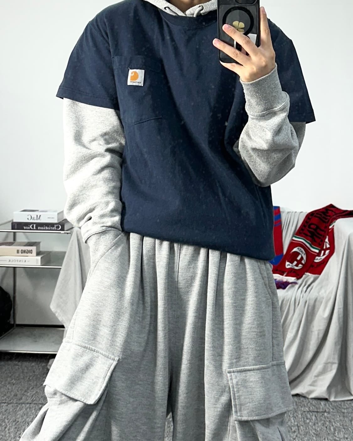 칼하트 네이비 포켓 반팔티 S 상품이미지3