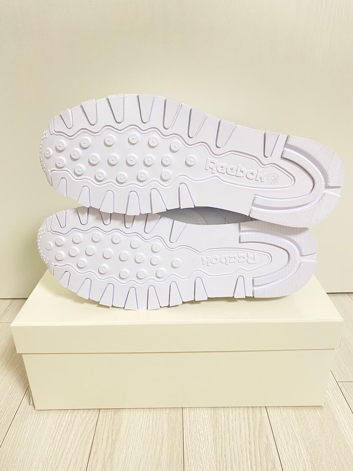 MAISON MARGIELA X REEBOK CLASSIC LEATHER 상품이미지7