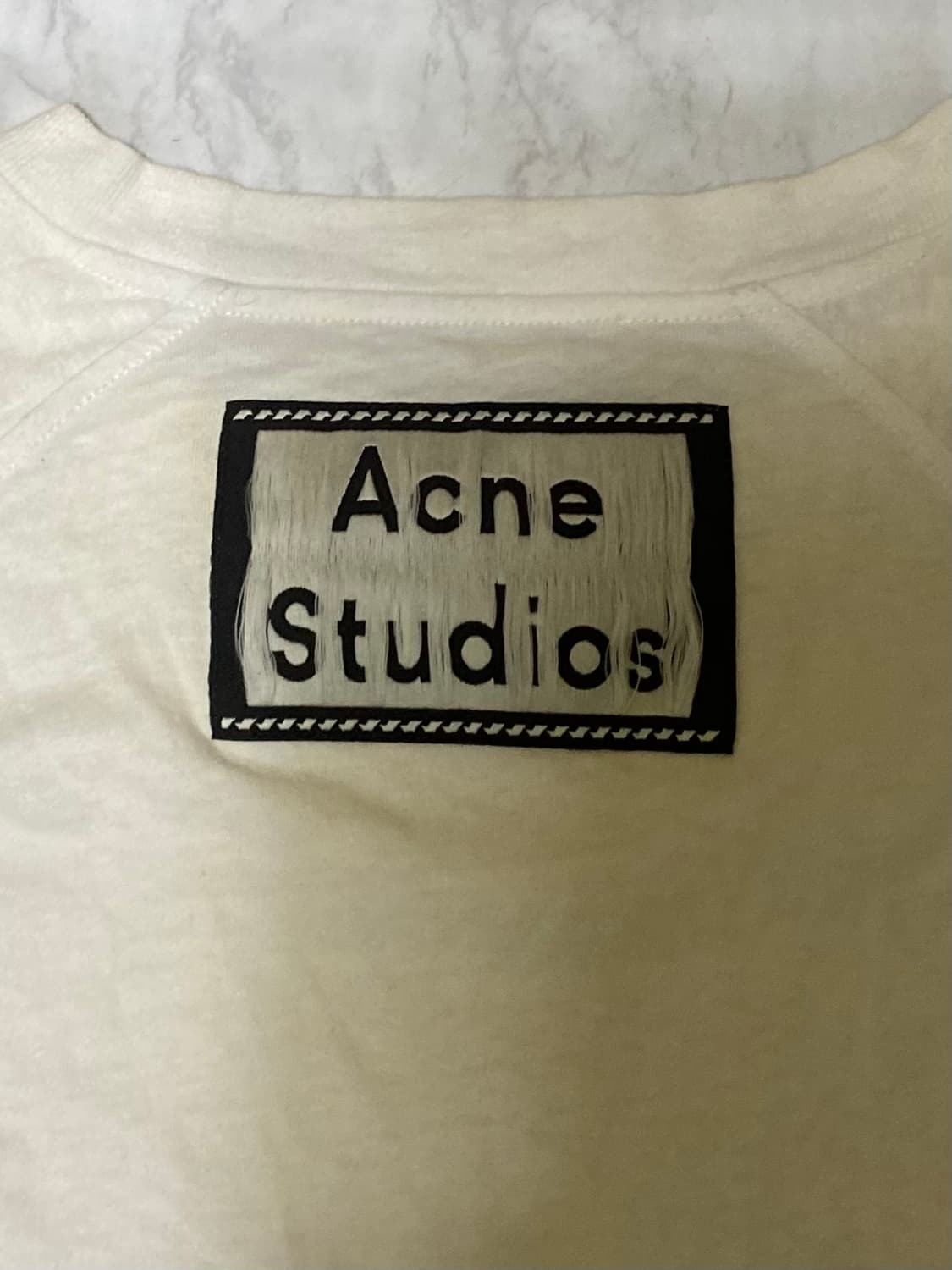 아크네스튜디오 정품 롱 슬리브 105 사이즈 상품이미지4