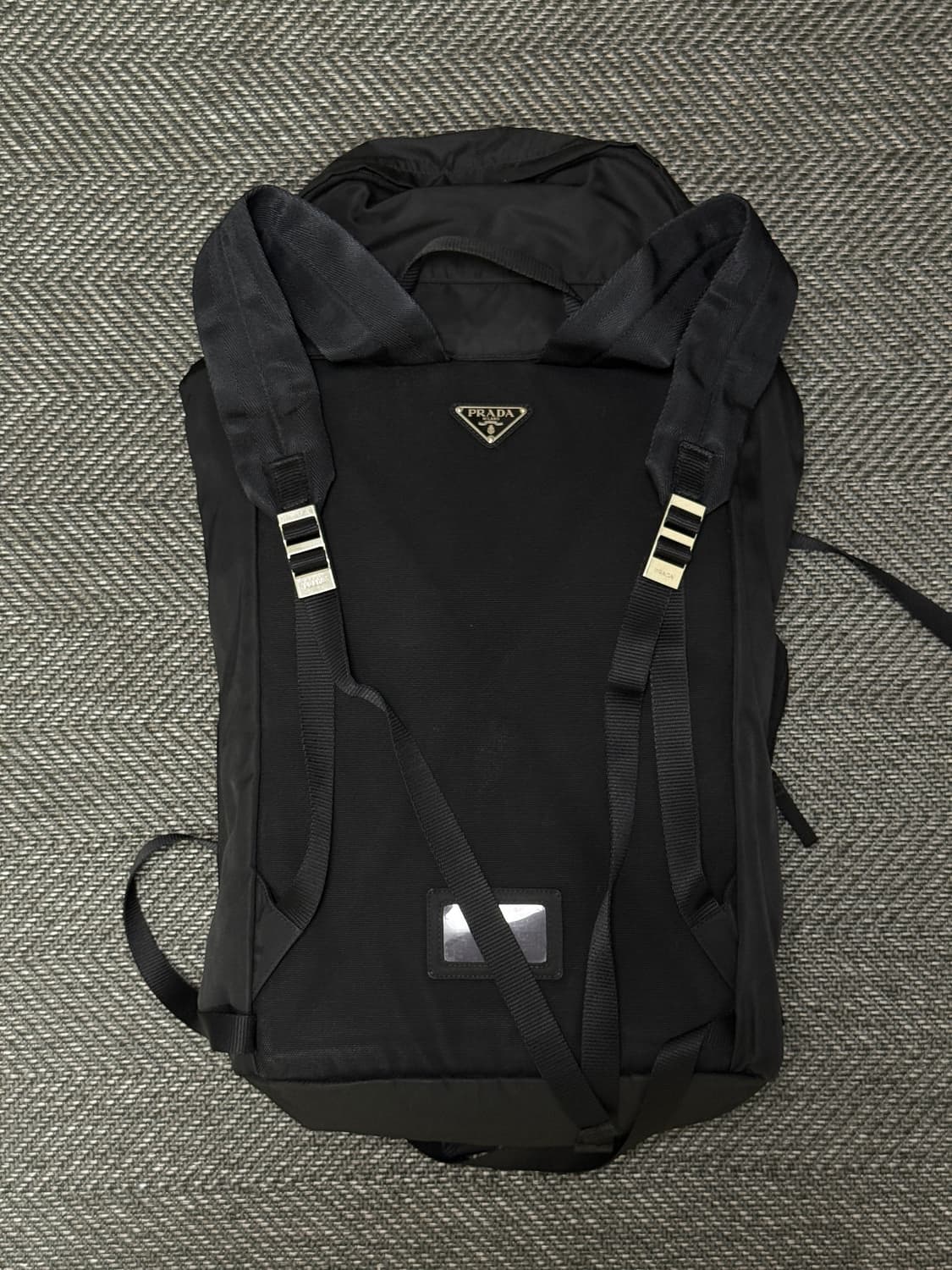 프라다 나일론 백팩 블랙 상품이미지3