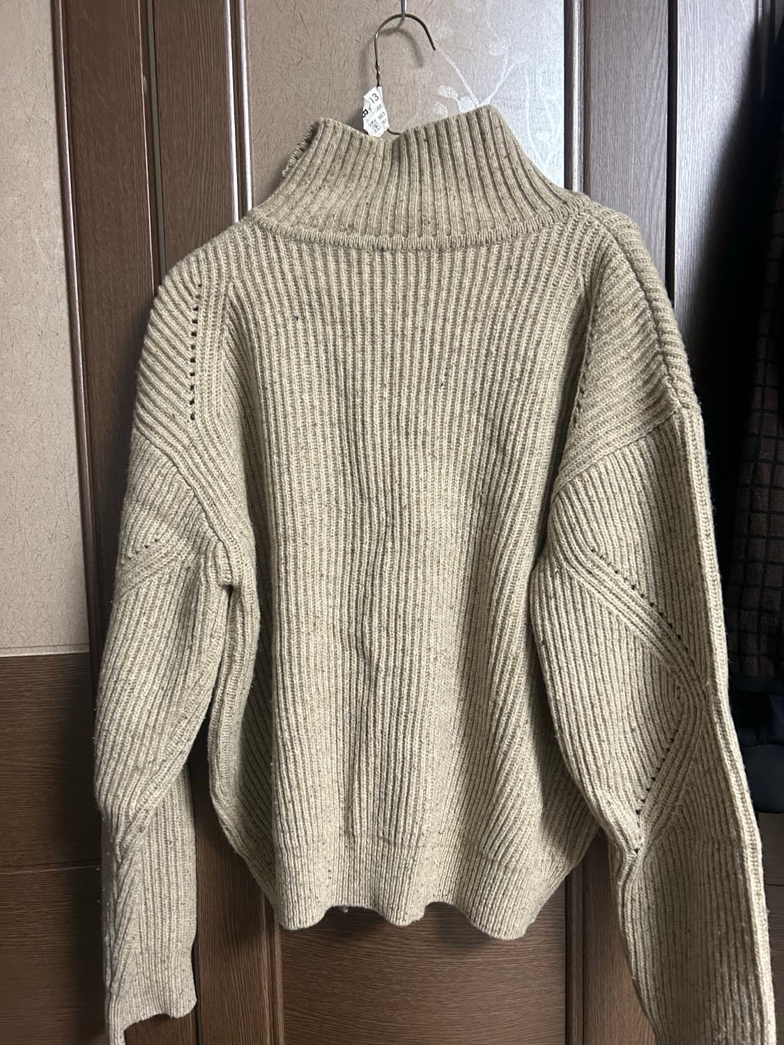 다이애그널 터틀넥 니트 가디건  상품이미지2