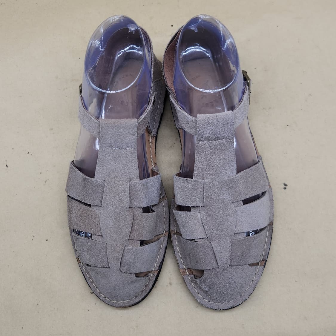 코모레비 뮤지엄 스웨이드  스트랩 샌들240 상품이미지2