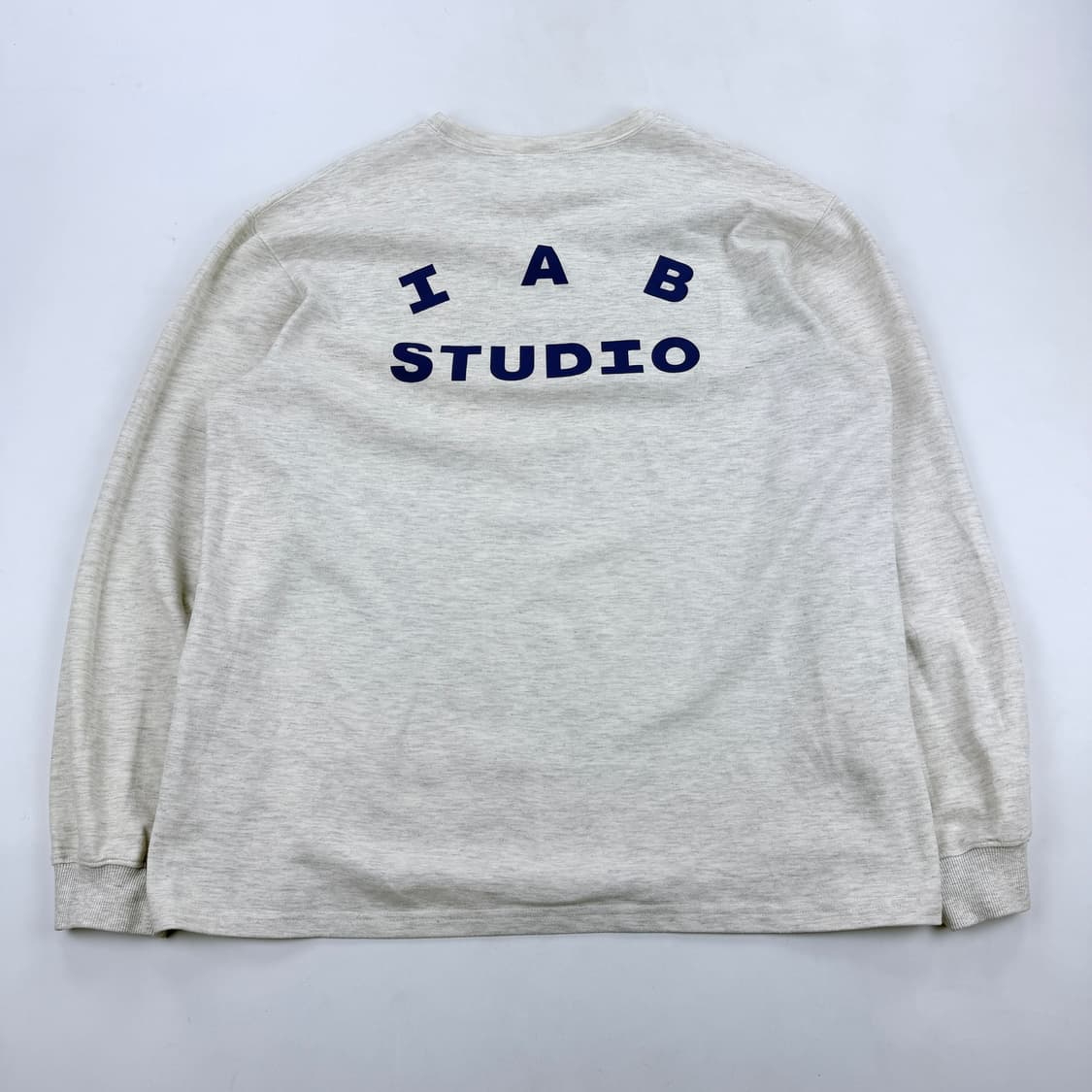 아이앱 스튜디오 롱슬리브 라이트 그레이 XL 상품이미지5