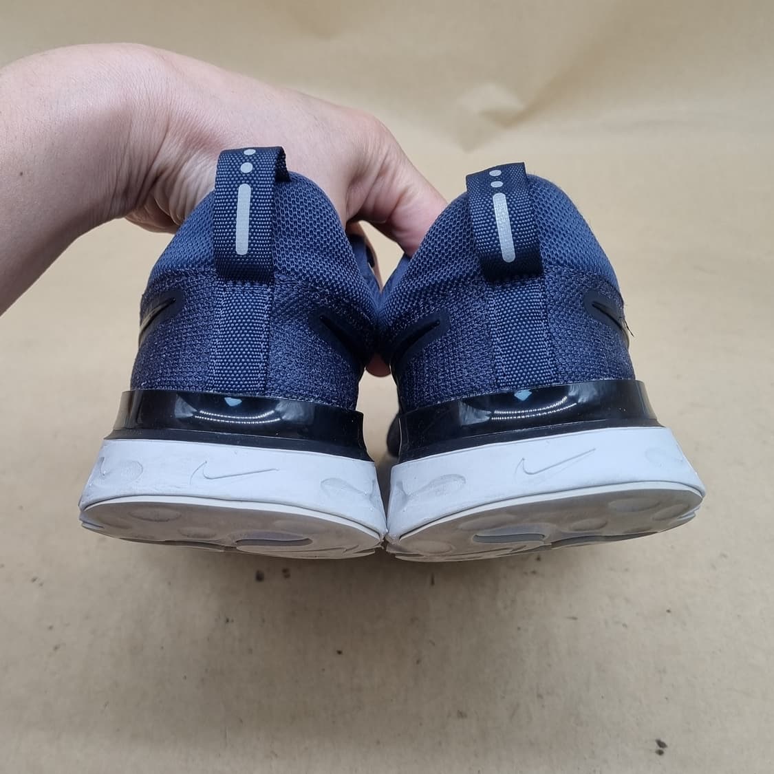 나이키 리액트 인피니티 플라이니트 여성 운동화 240 상품이미지4