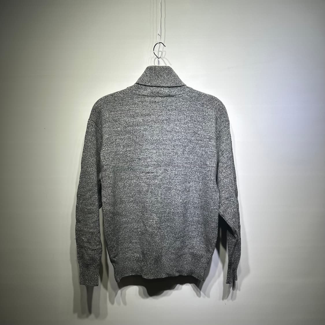 미쏘니 스포츠 니트 목폴라 판매합니다 상품이미지4