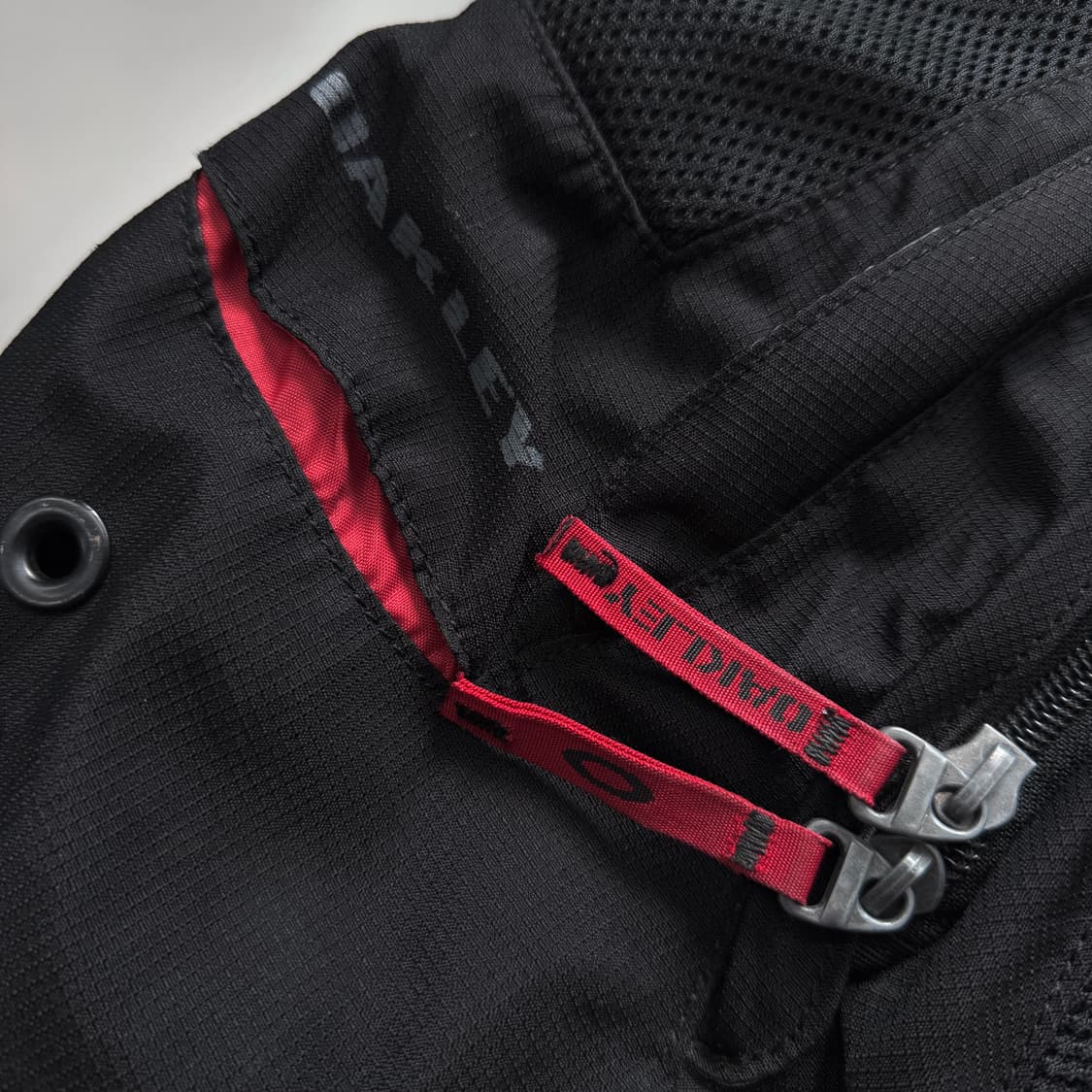 오클리 제팬 테크니컬 써클로고 백팩 상품이미지5