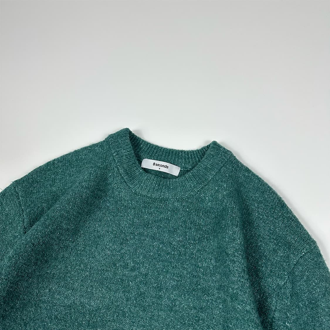 에잇세컨즈 스웨터 상품이미지3