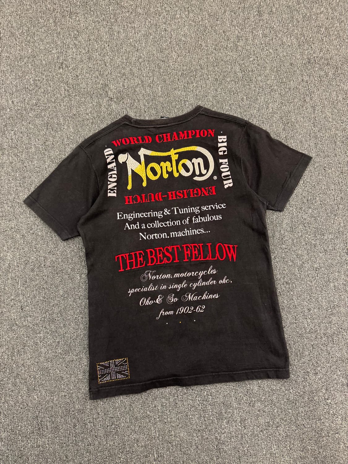 L)Norton 빈티지 자수 큐빅 로고 여성 반팔 티셔츠 상품이미지5