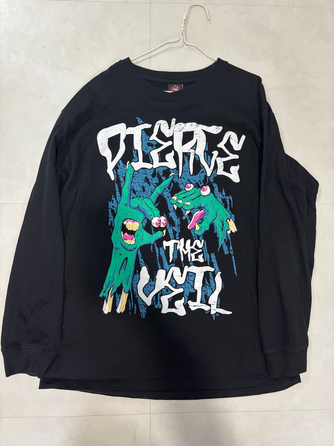 빈티지 락 프린팅 롱슬리브 상품이미지1