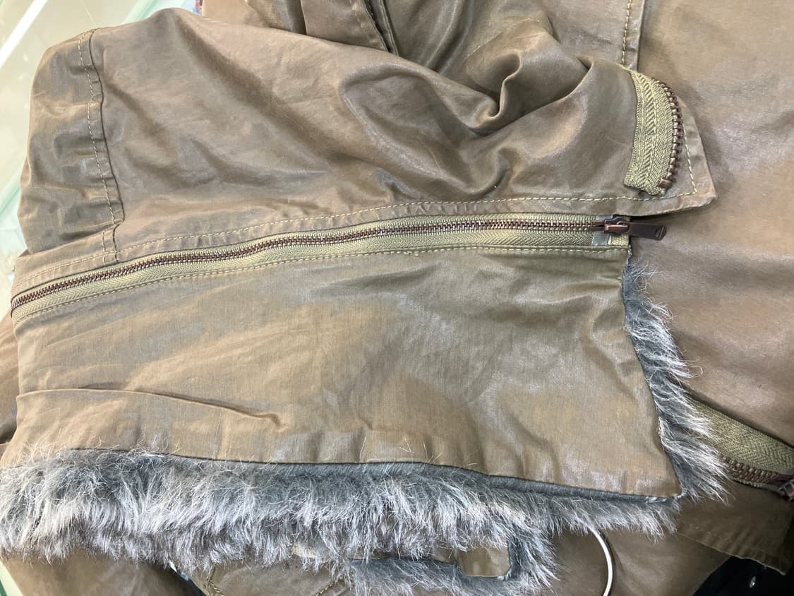 디젤 카키 퍼 후드 코팅 패딩 코트 상품이미지6