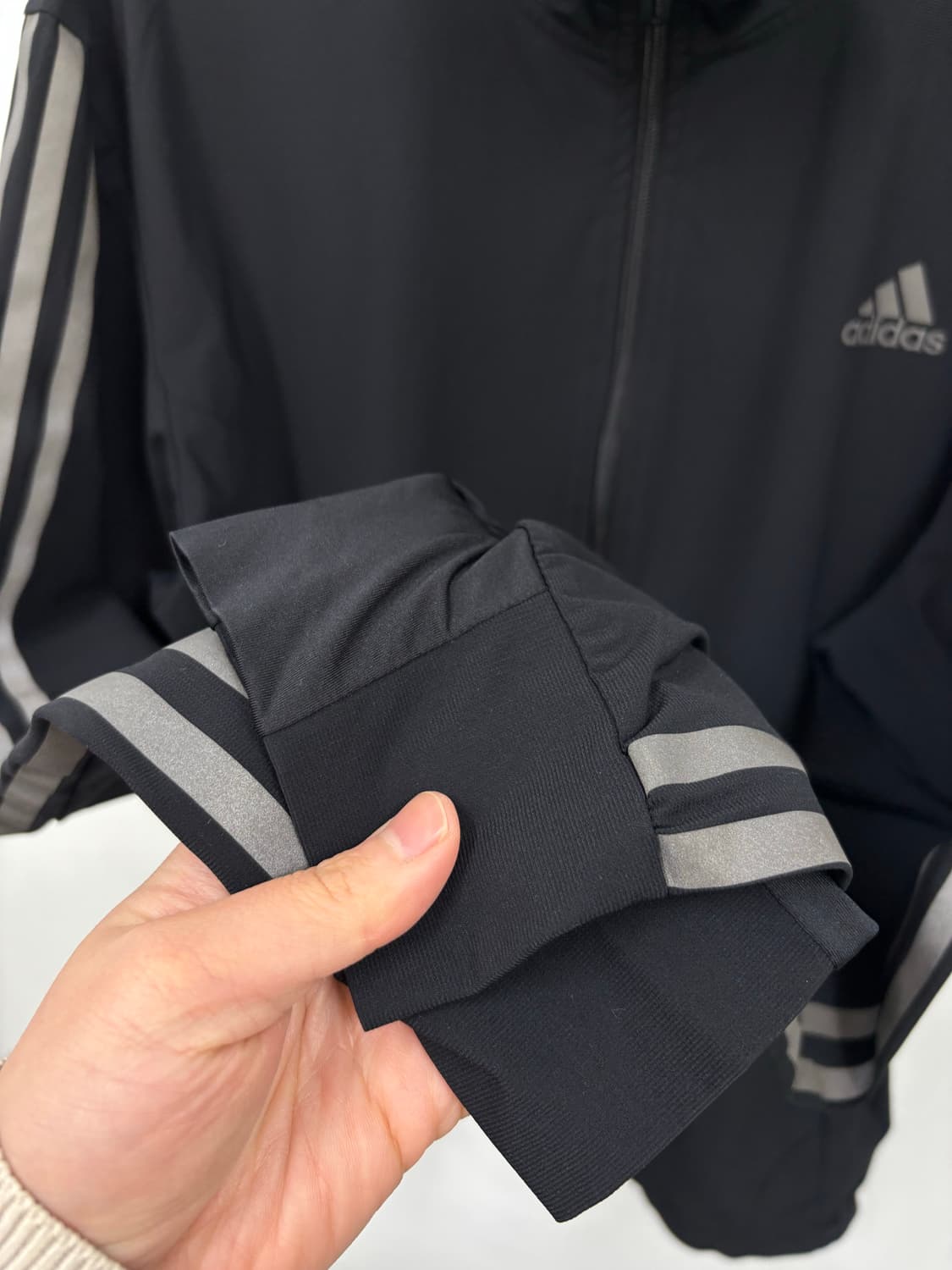 아디다스 윈드브레이커 상품이미지4