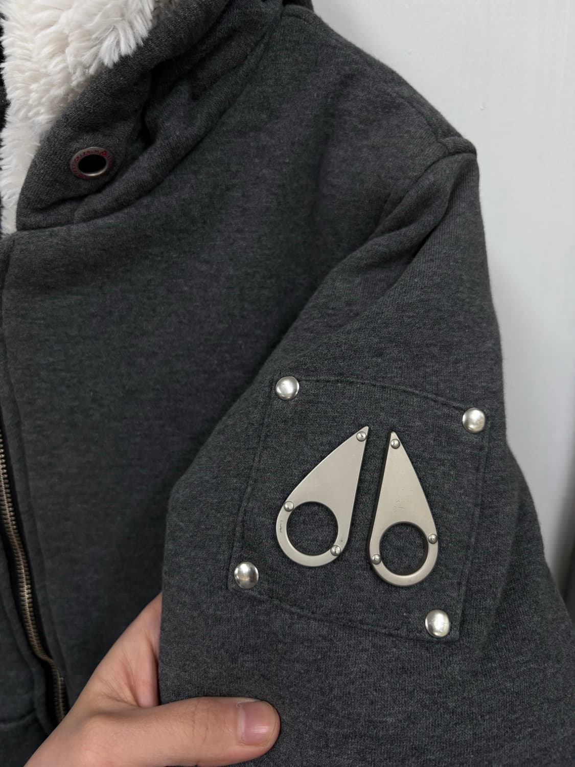 무스너클 버니스웨터 상품이미지4