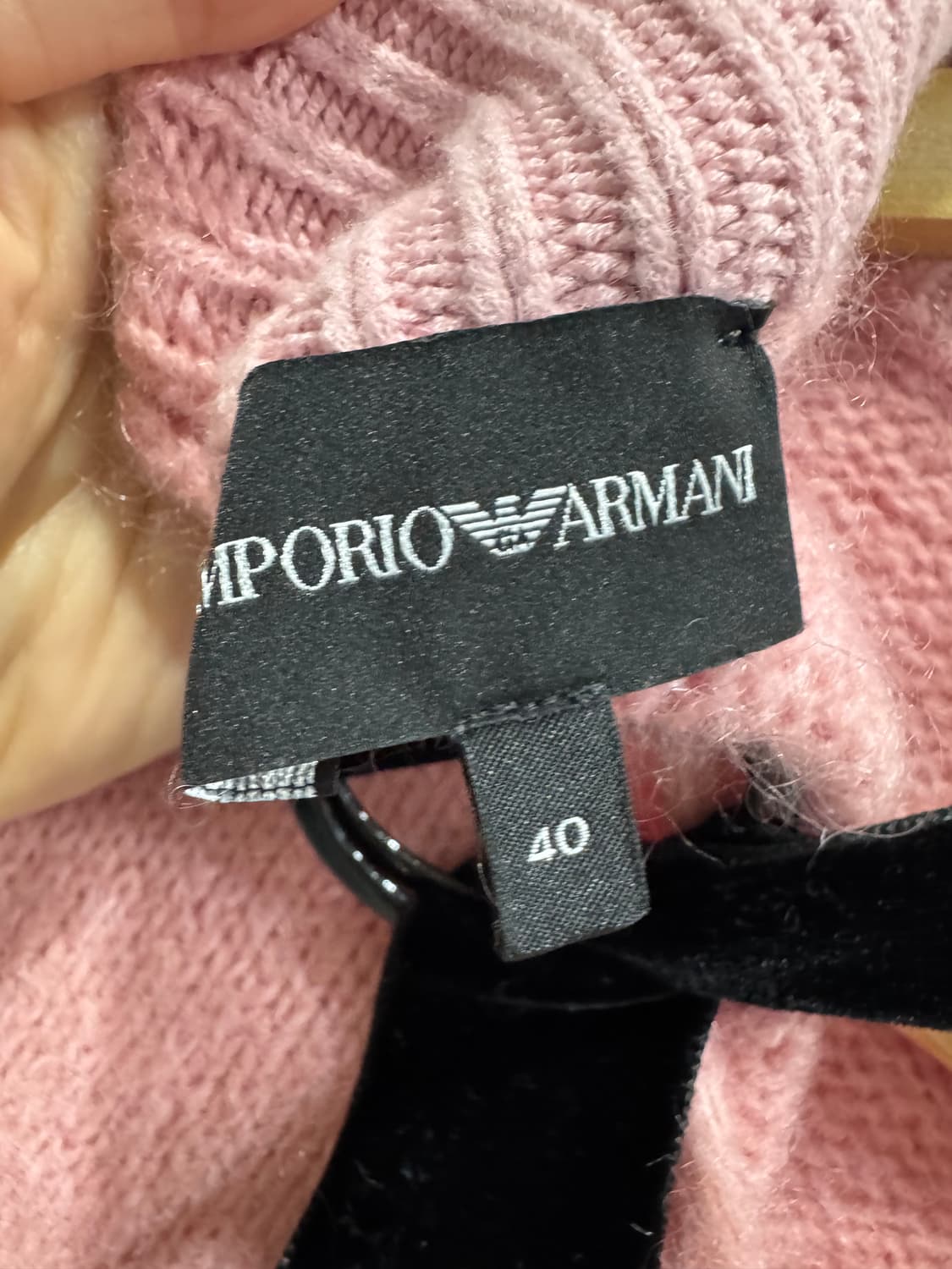 엠포리오 아르마니 핑크 니트 40사이즈 정픔 상품이미지4