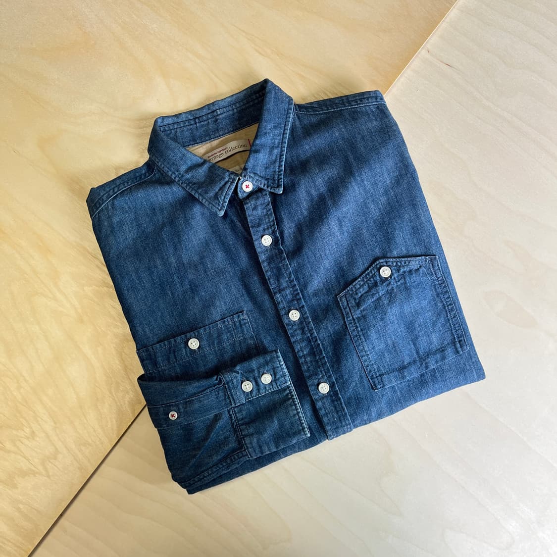 Banana Republic Chambray Shirts 상품이미지1