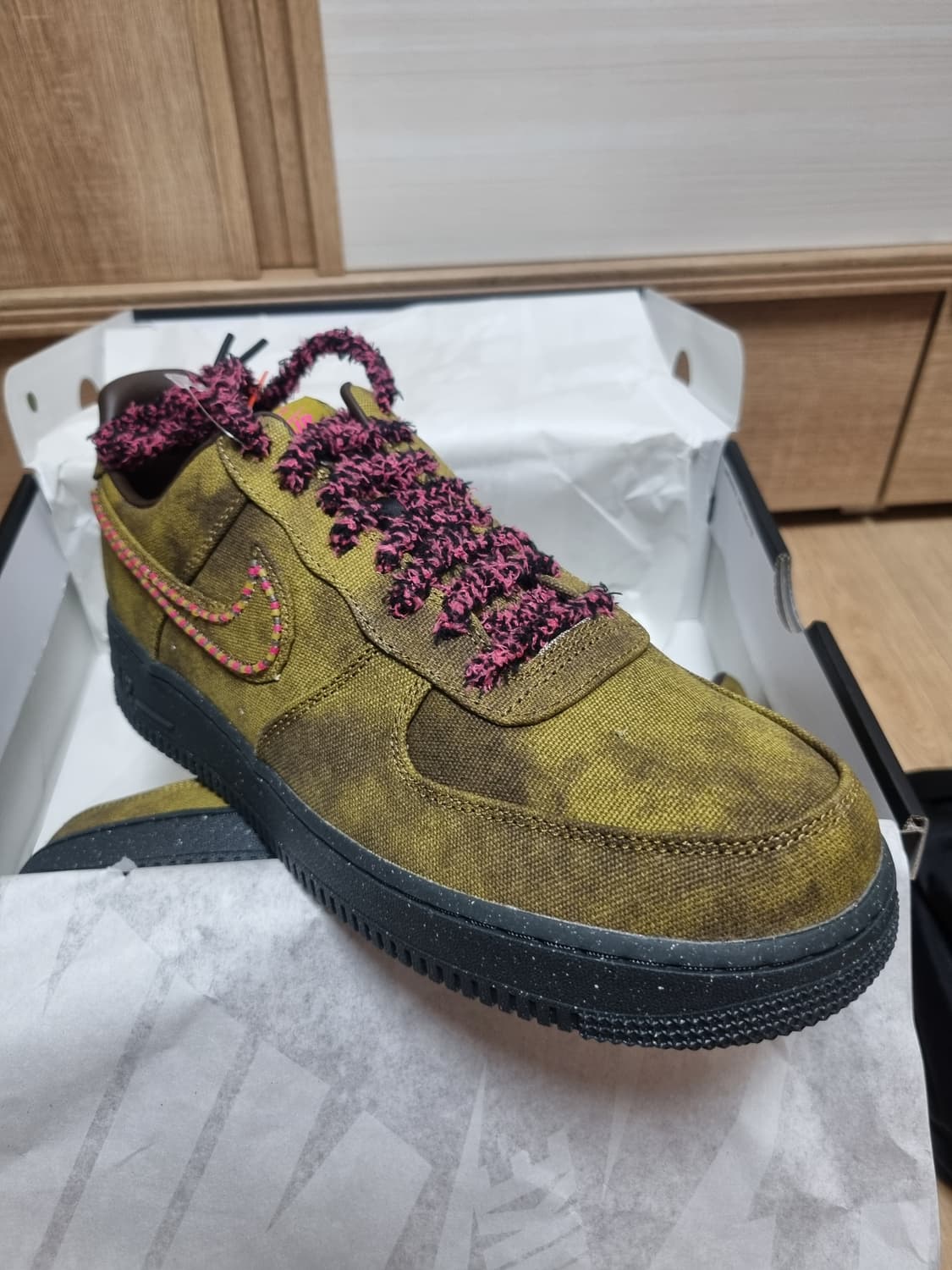 나이키 에어포스 1 '07 로우 부클레 바로크 브라운 290 새상품 상품이미지1