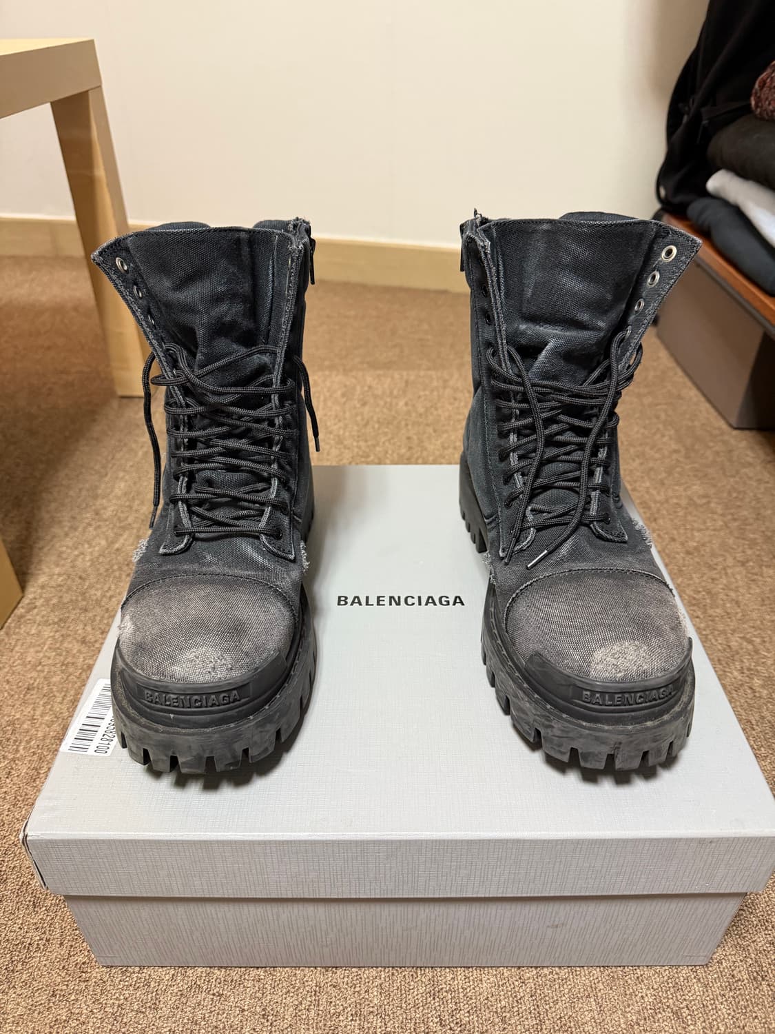 발렌시아가 컴뱃 스트라이크 부츠 블랙 41 상품이미지2