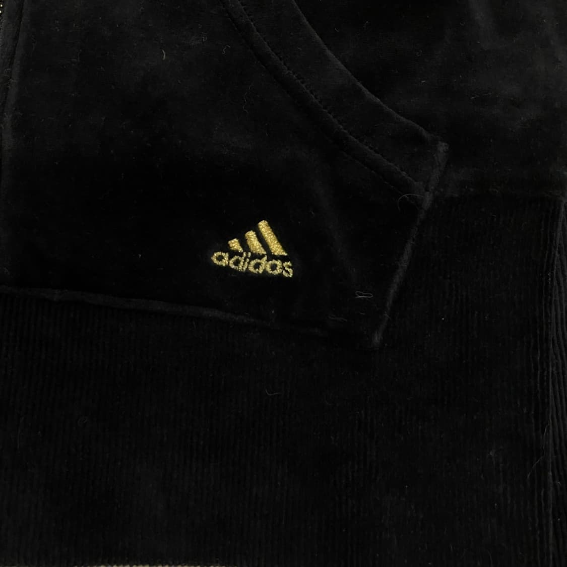 아디다스 벨루어 후드집업 블랙 상품이미지4