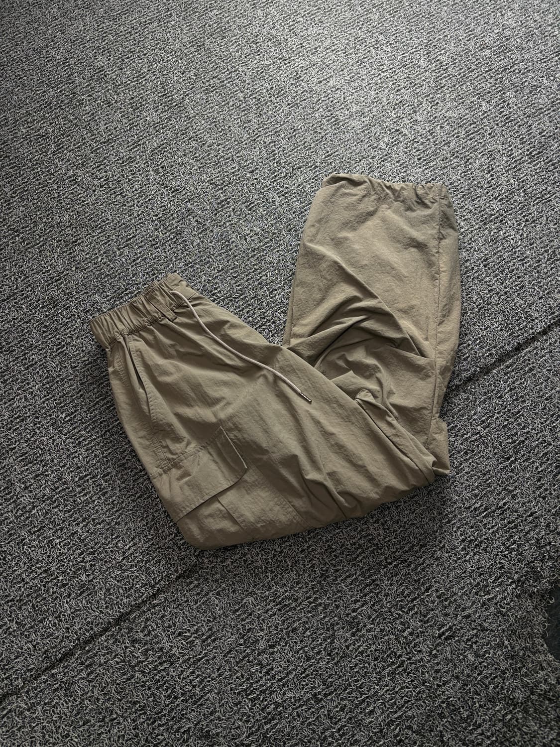 낫포너드 나일론 카고 파라슈트 팬츠 4242  상품이미지1