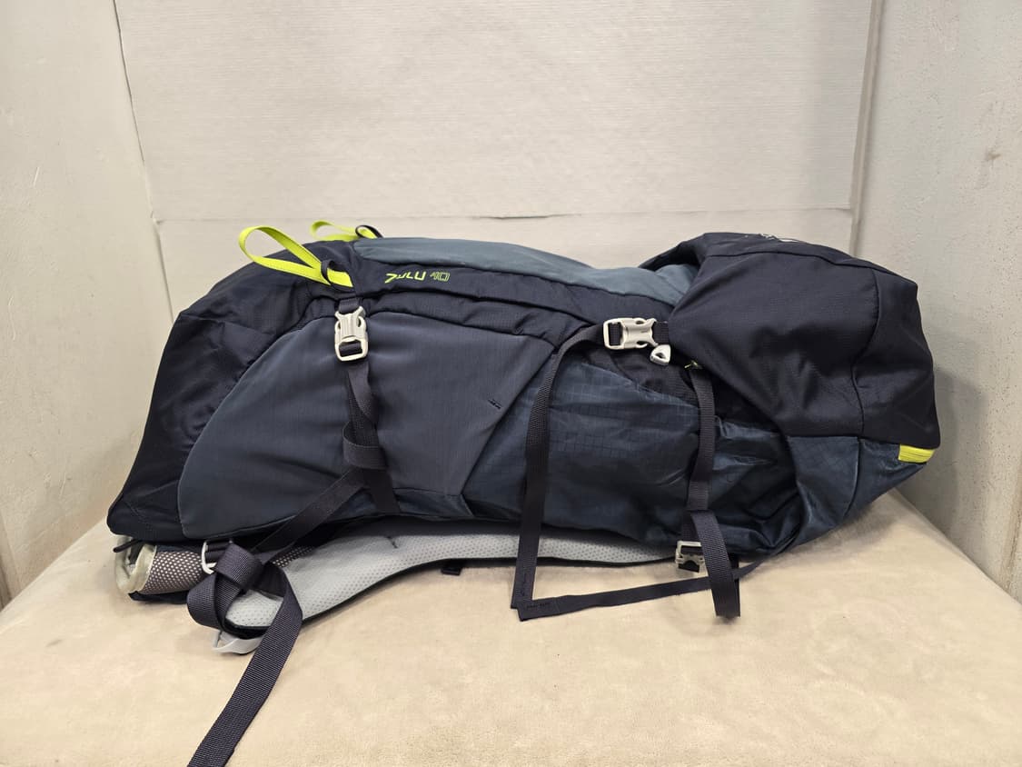 그레고리 줄루 40리터 배낭 등산가방 백팩 네이비 상품이미지3