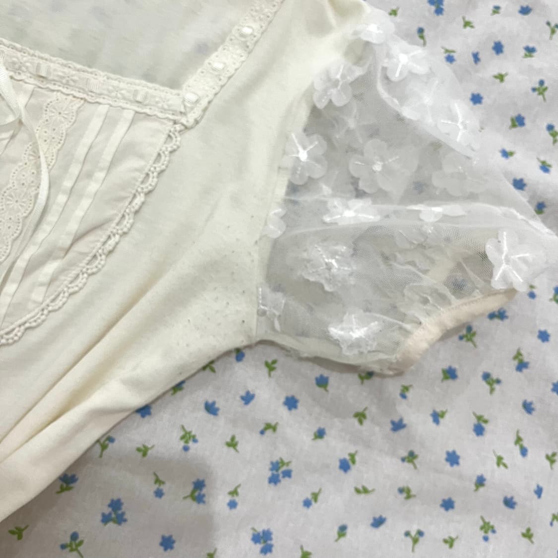 리즈리사 희귀매물 히메갸루 리본 로걀탑 (달천깔 빈티지 핀터레스트 로판) 상품이미지3