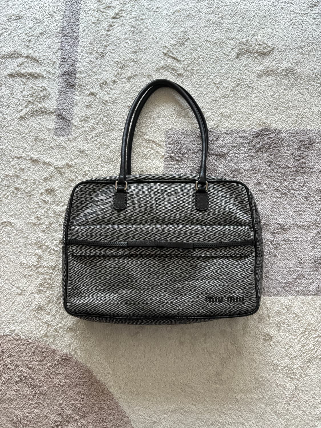 미우미우 아카이브 백 상품이미지1