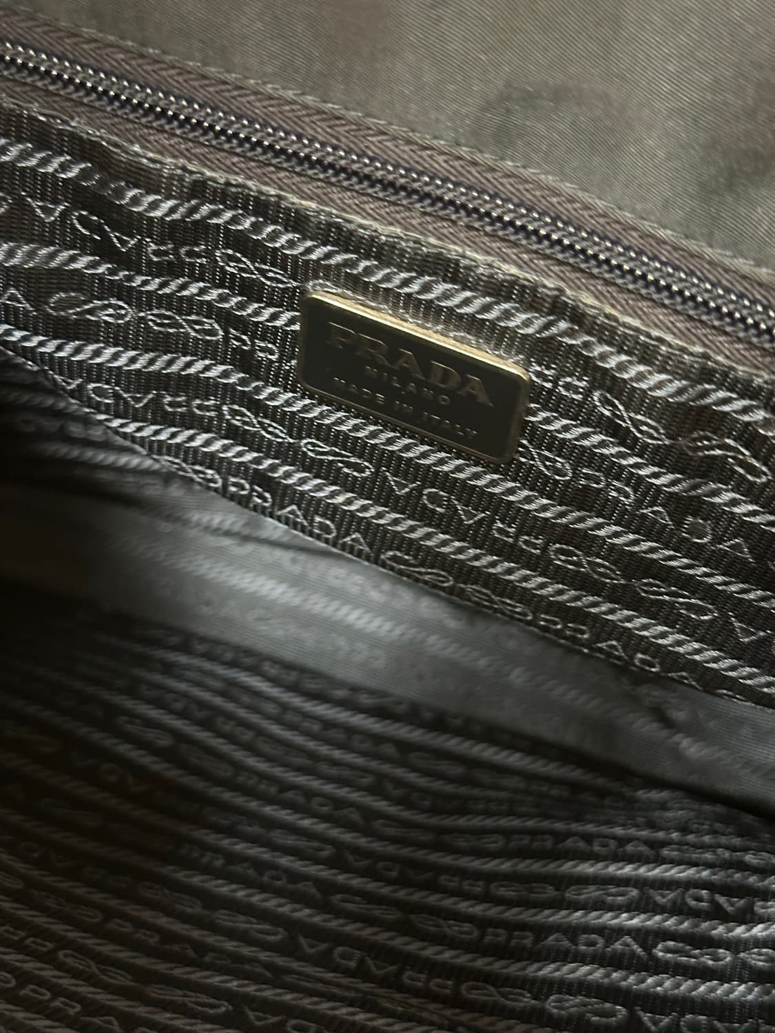 프라다 블랙 토트백 나일론 포코노 숄더백 보부상백 상품이미지5