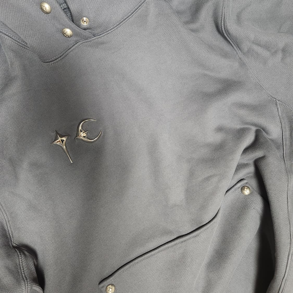 [새상품]떠그클럽 아머후드 그레이 3사이즈 상품이미지1