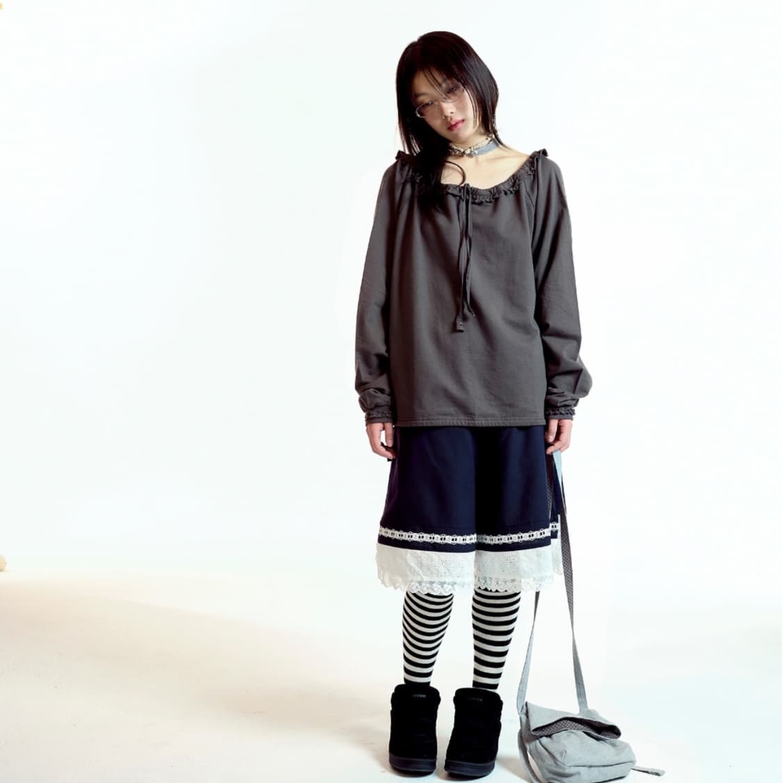 [2] 코이세이오 드로스트링 롱슬리브 차콜 DRAWSTRING 드로우 상품이미지4