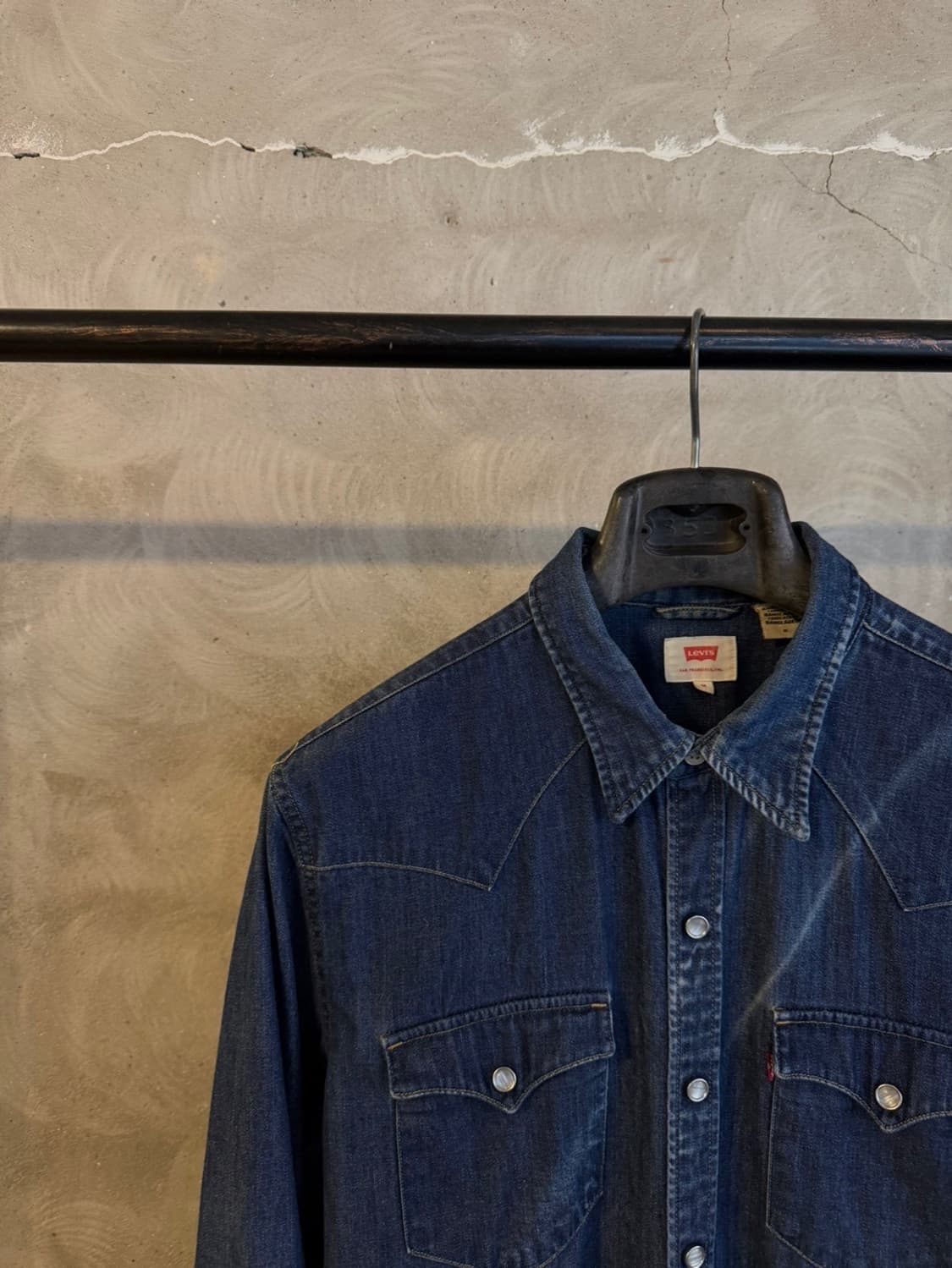 리바이스 웨스턴 데님 셔츠 슬림100 상품이미지2