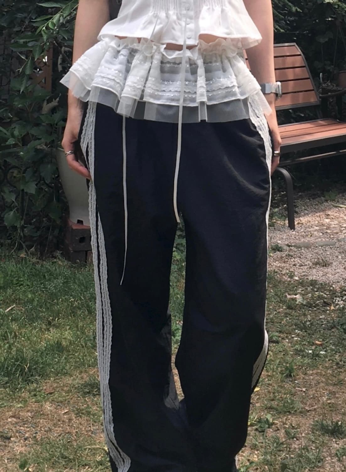 딧소어 ditsor 일루젼 프릴 벨트 레이어드 스커트 화이트 상품이미지5