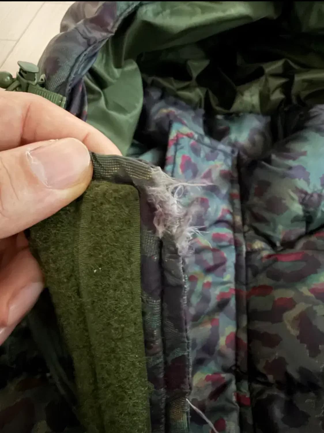 슈프림700필 레오파드 퍼텍스패딩 상품이미지3