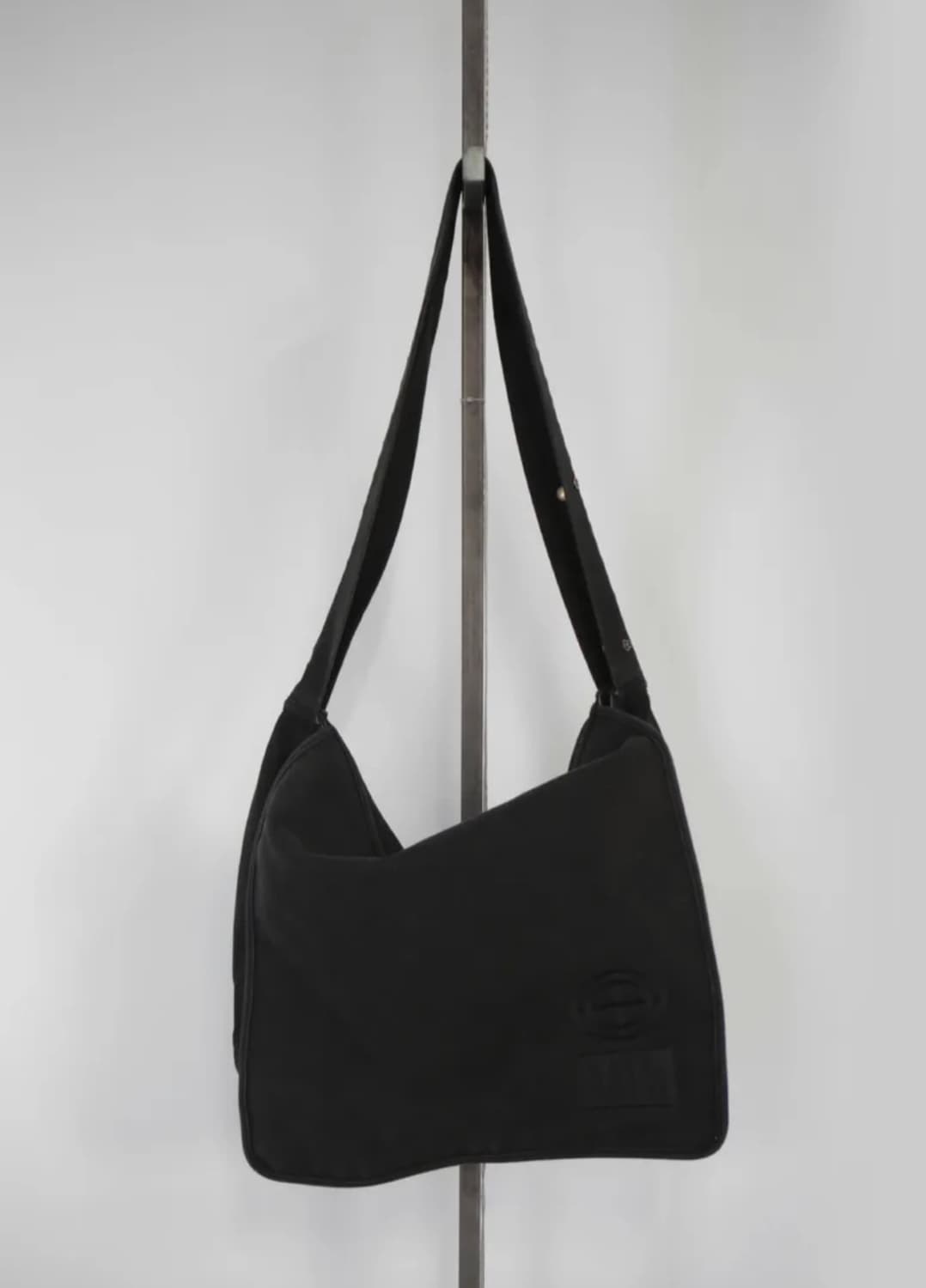 MPa 샌딩 크로스백 (BLACK) 상품이미지1