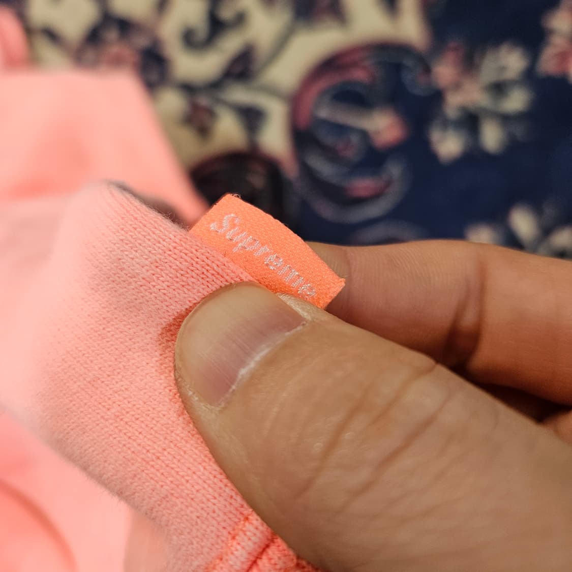 슈프림 18fw 치토 본 후드집업 핑크 상품이미지5