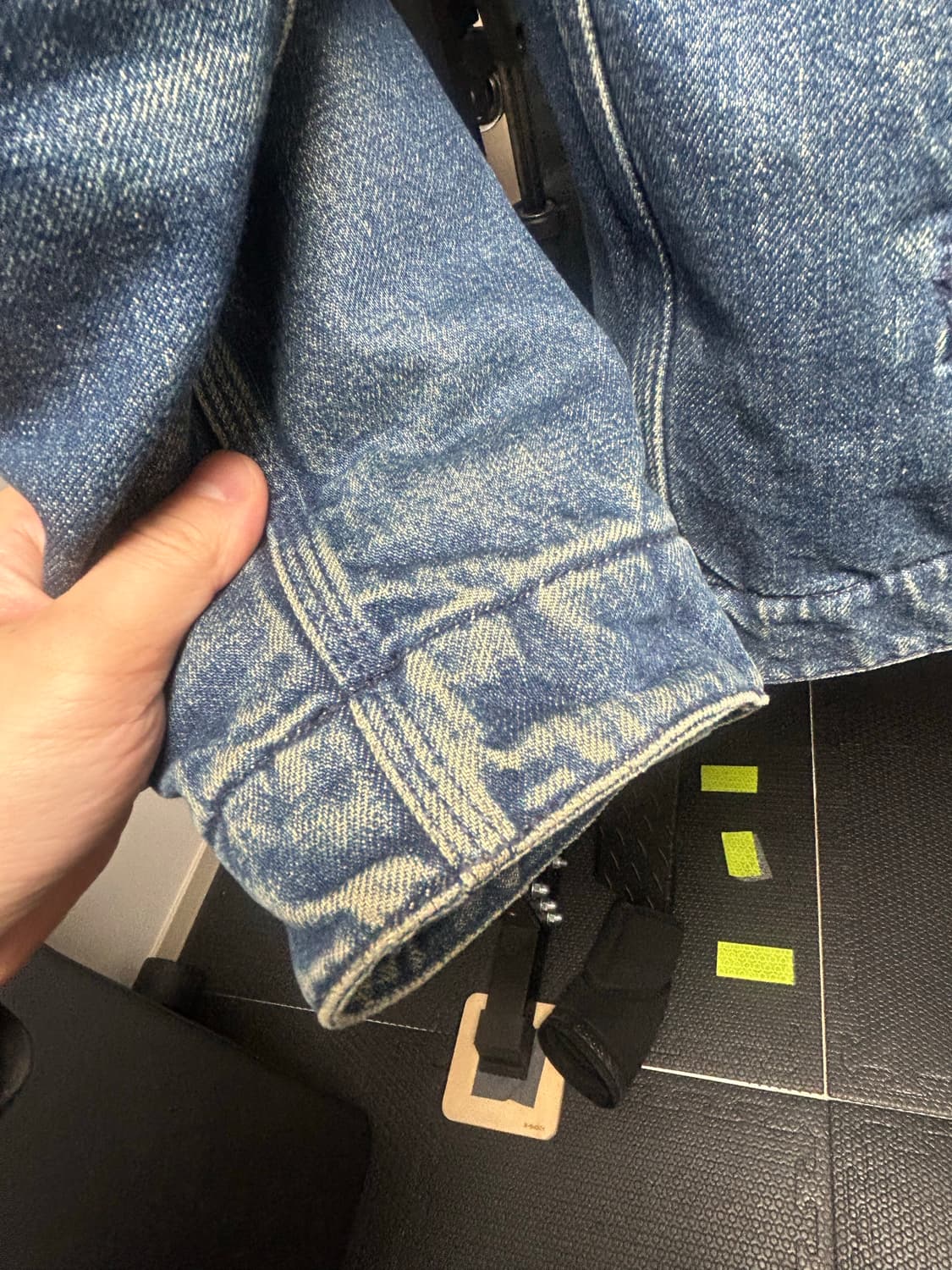 칼페쎄 브리스톨 M사이즈 팝니다 상품이미지5