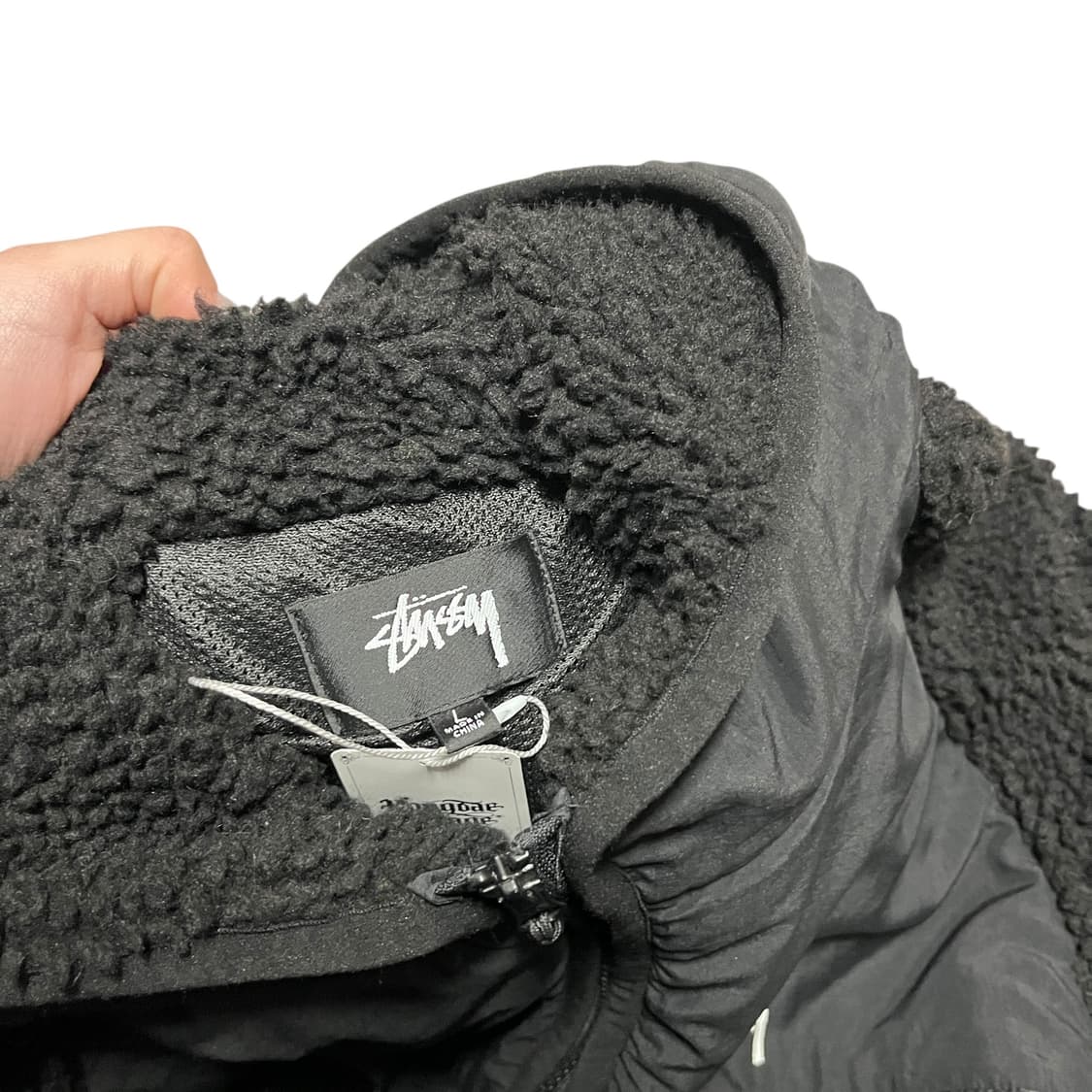 스투시 쉐르파 패널드 후드 블랙 후리스 플리스 자켓 상품이미지3