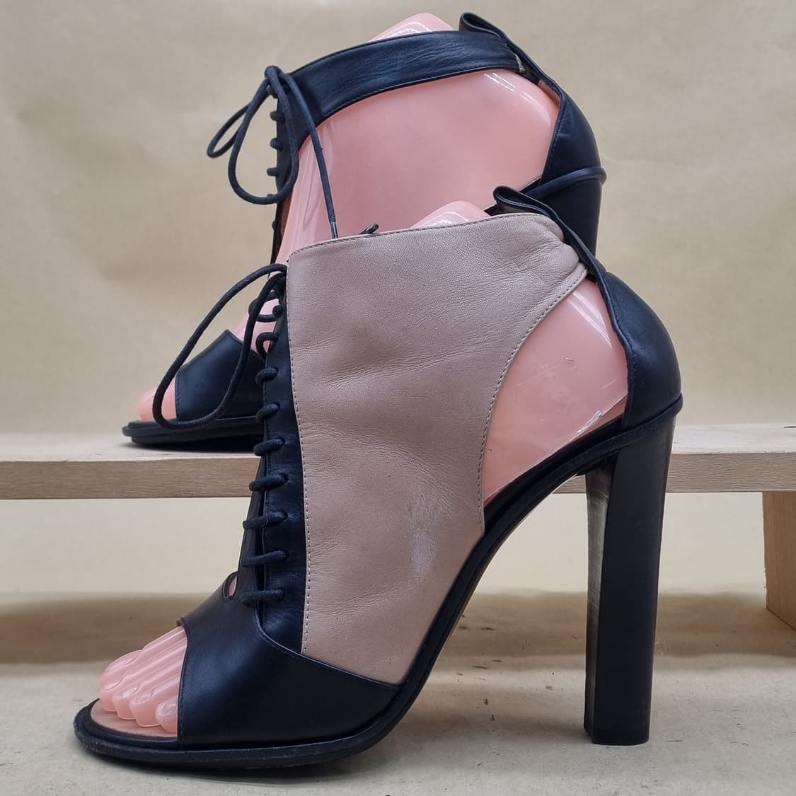 셀린느 여성 하이힐 실사이즈240 굽11.5 상품이미지1