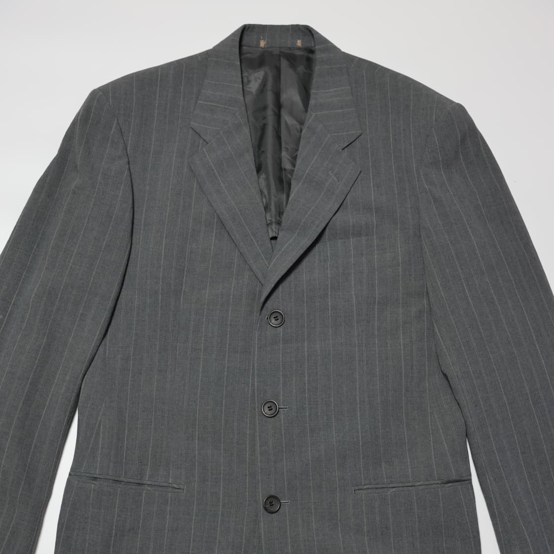 [JPN] Pinstripe Setup Charcoal Gray 상품이미지1