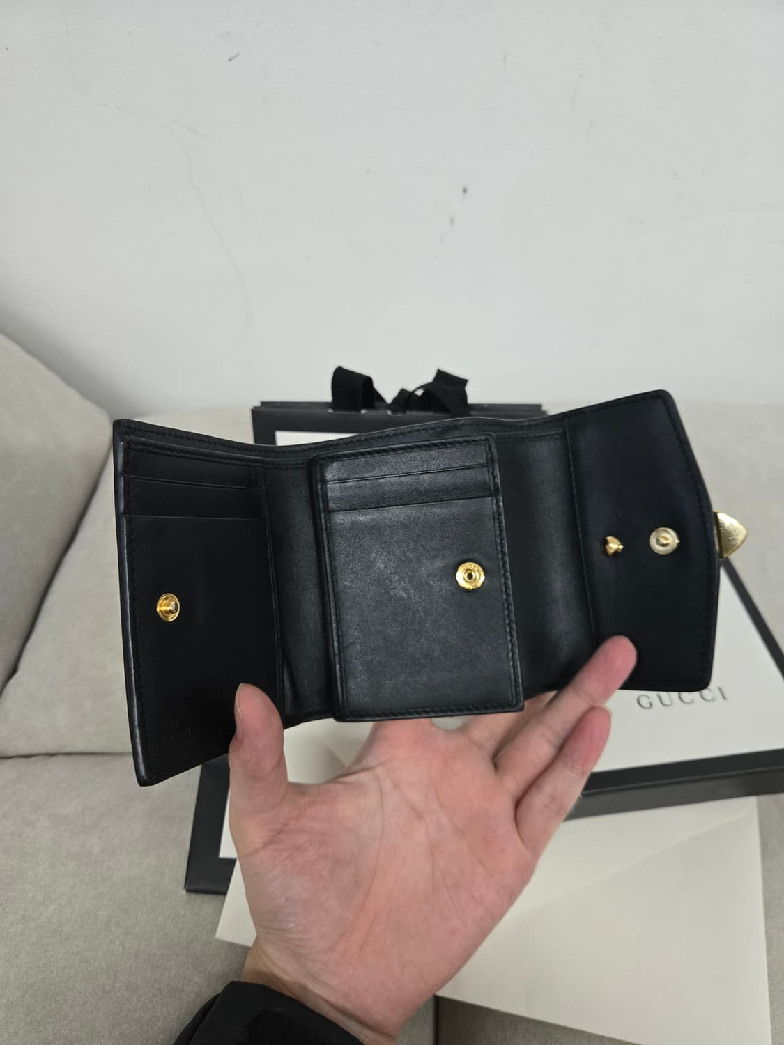 [보증서 정품]구찌 실비 삼단지갑 상품이미지3