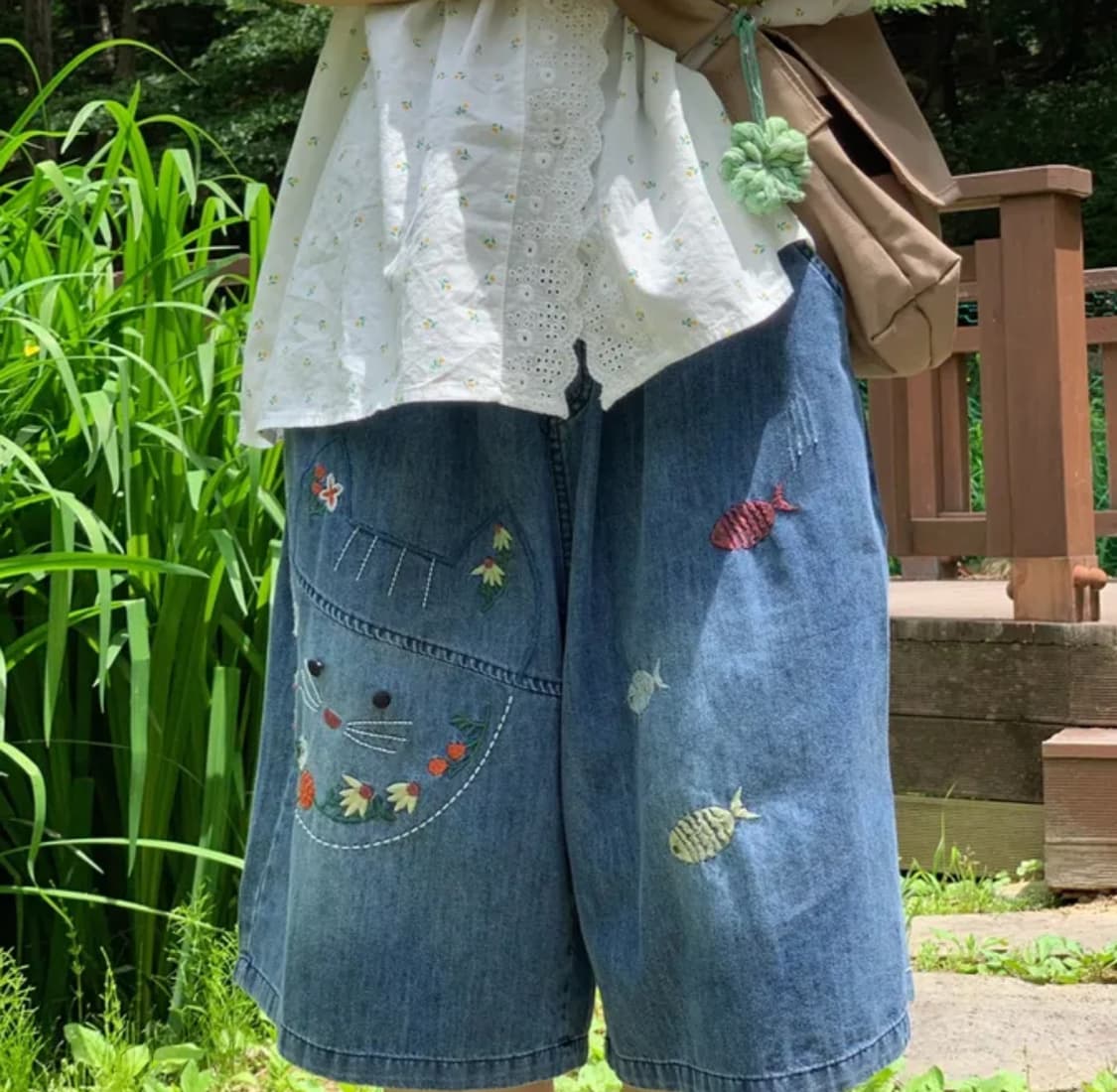 고양이 자수 버뮤다 팬츠 상품이미지1