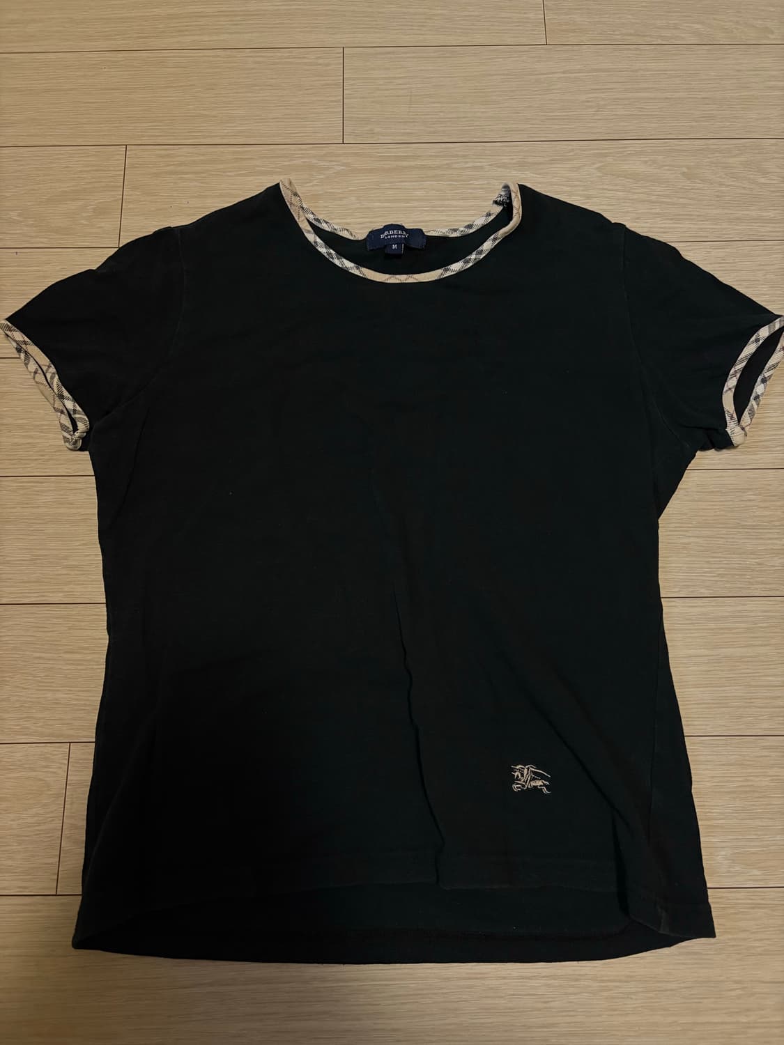 버버리 반팔 티 상품이미지1