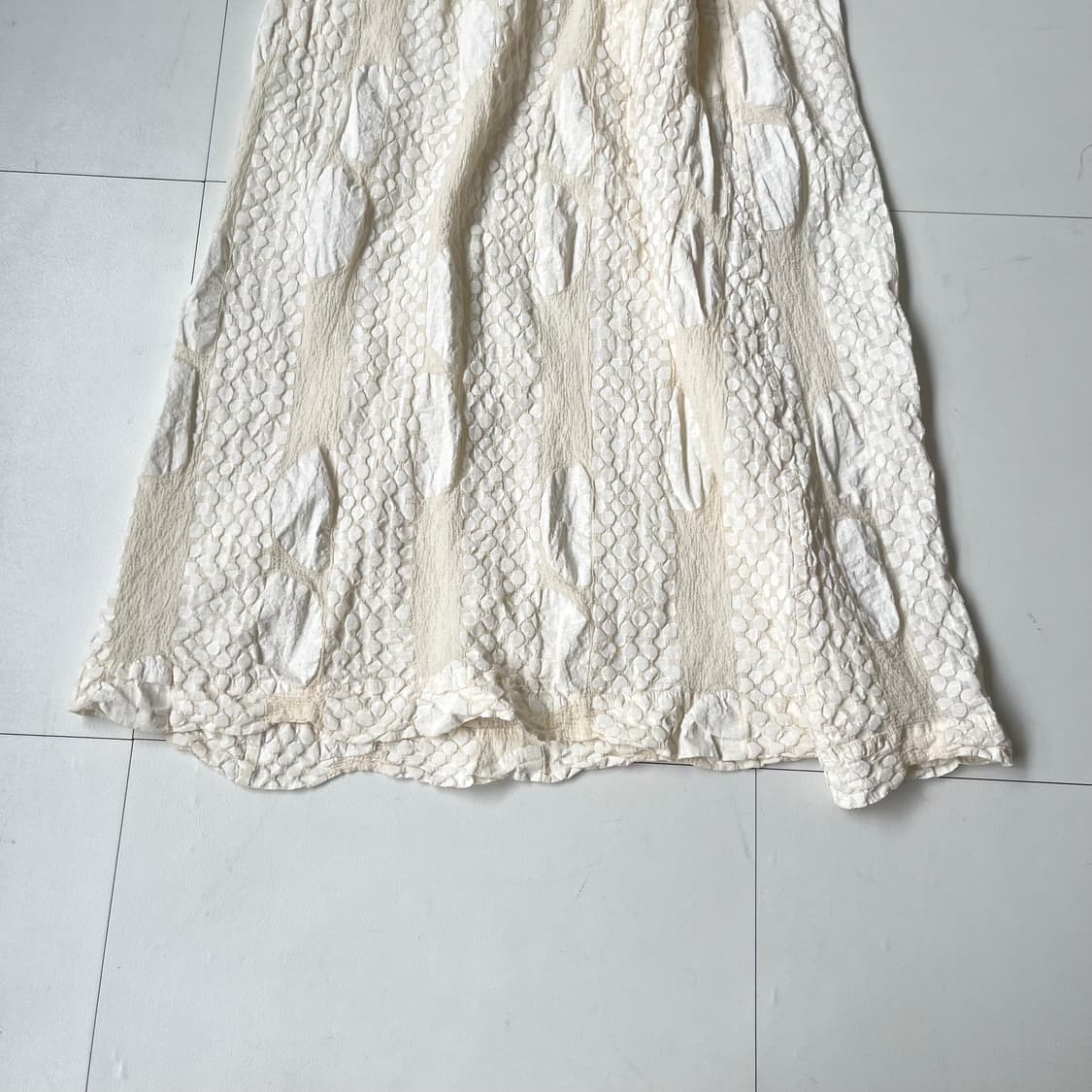 이세이미야케 embossed pattern skirt 상품이미지9