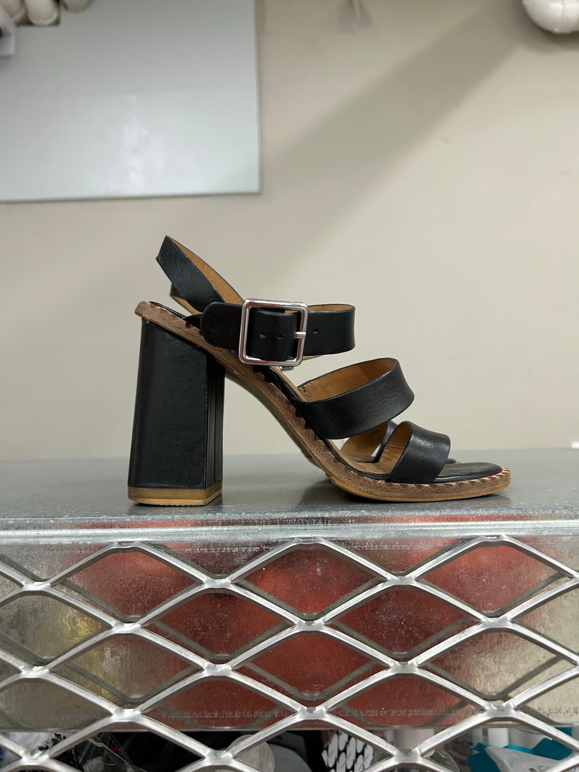 마크 제이콥스 블랙 레더 샌들 36 상품이미지4