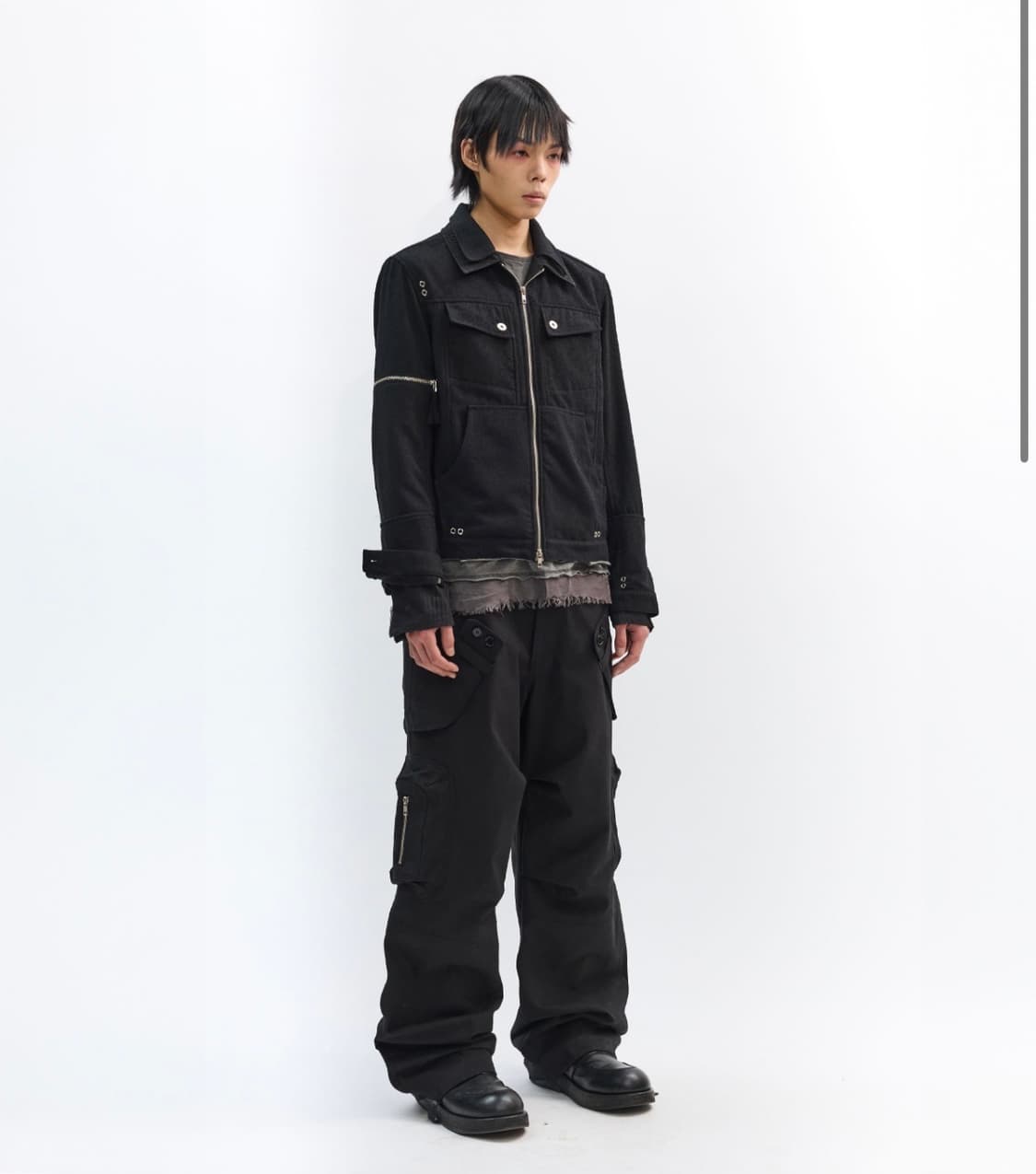 ROUGH LAYERED CUT TRUCKER BLACK 1 상품이미지3