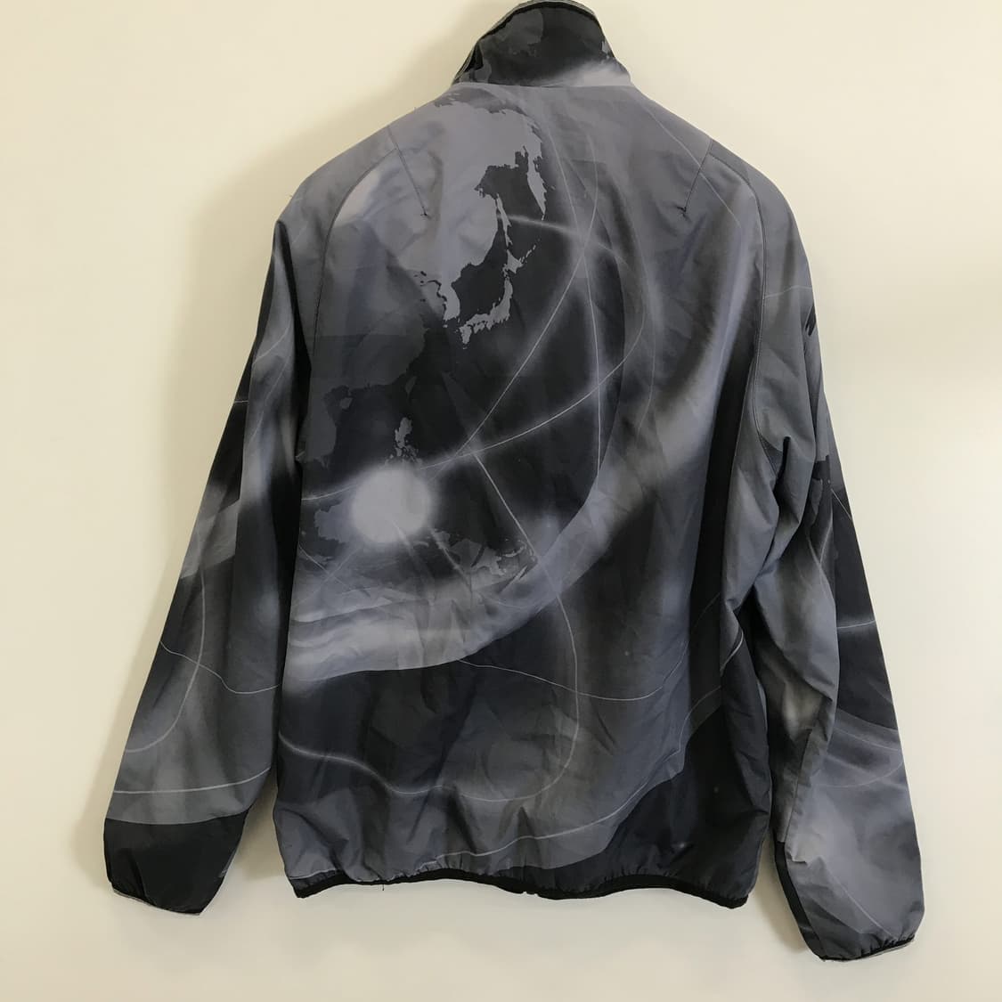 데상트 무브 스포츠 바람막이자켓 [105] 상품이미지3