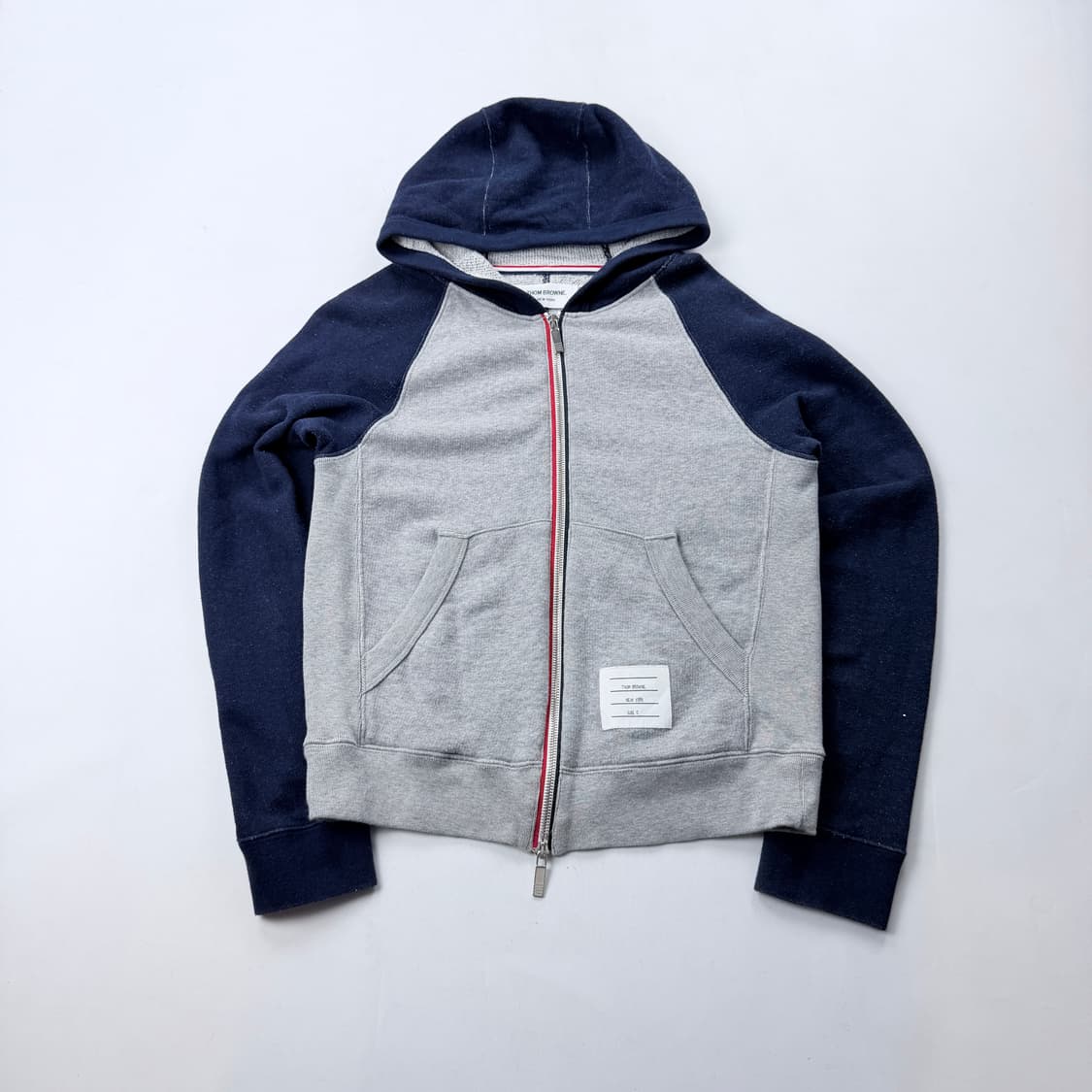 톰브라운 시그니쳐컬러 투톤 후드집업 상품이미지1