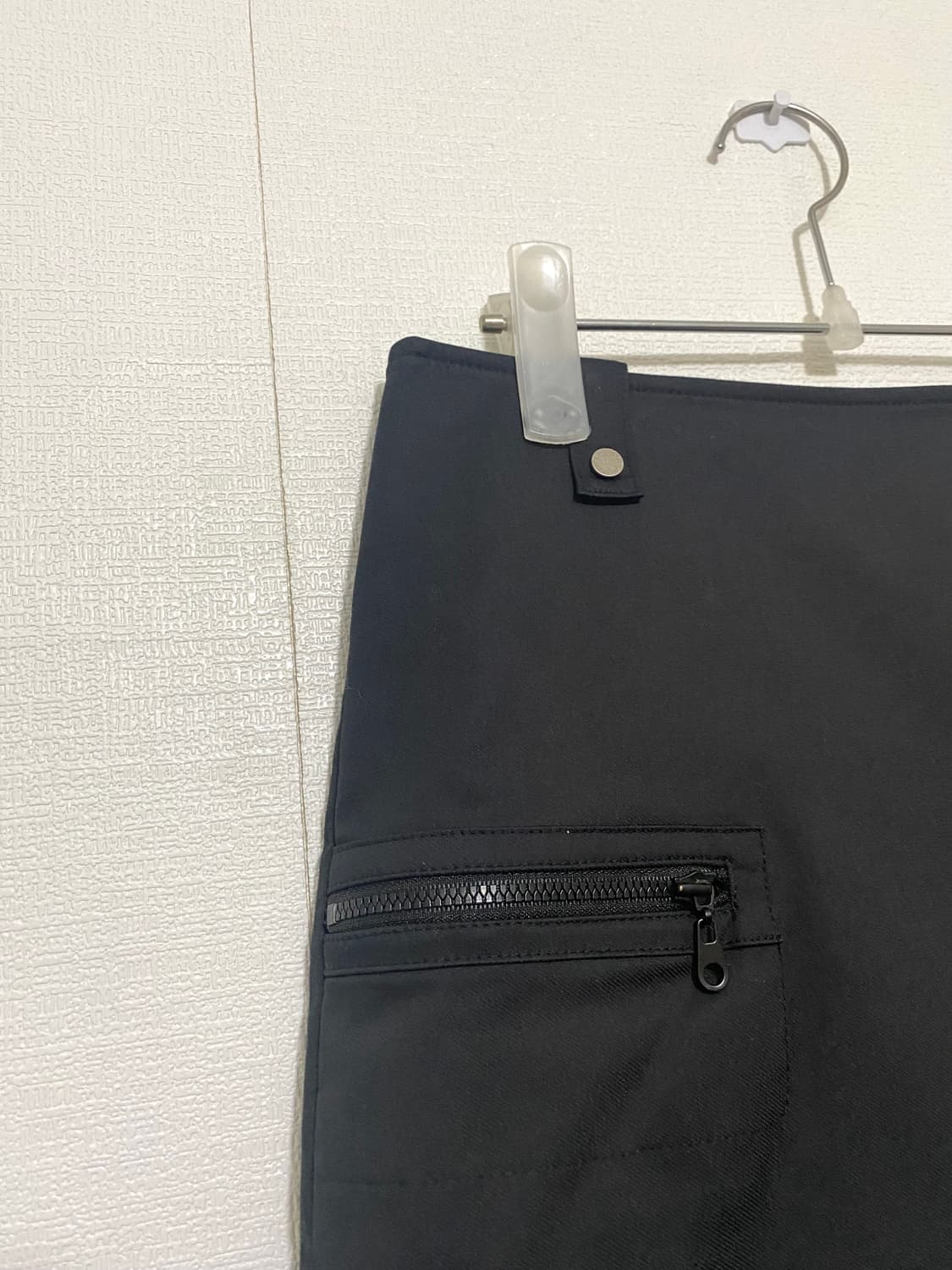 레이브 23SS 블랙 미니스커트 상품이미지4