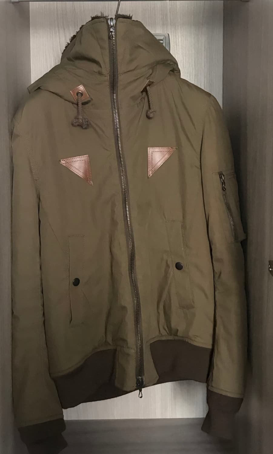 어태치먼트 하이넥 후드자켓 상품이미지2