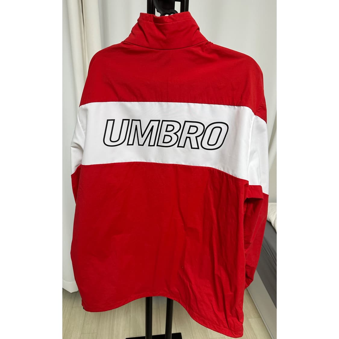 엄브로 바람막이 상품이미지2