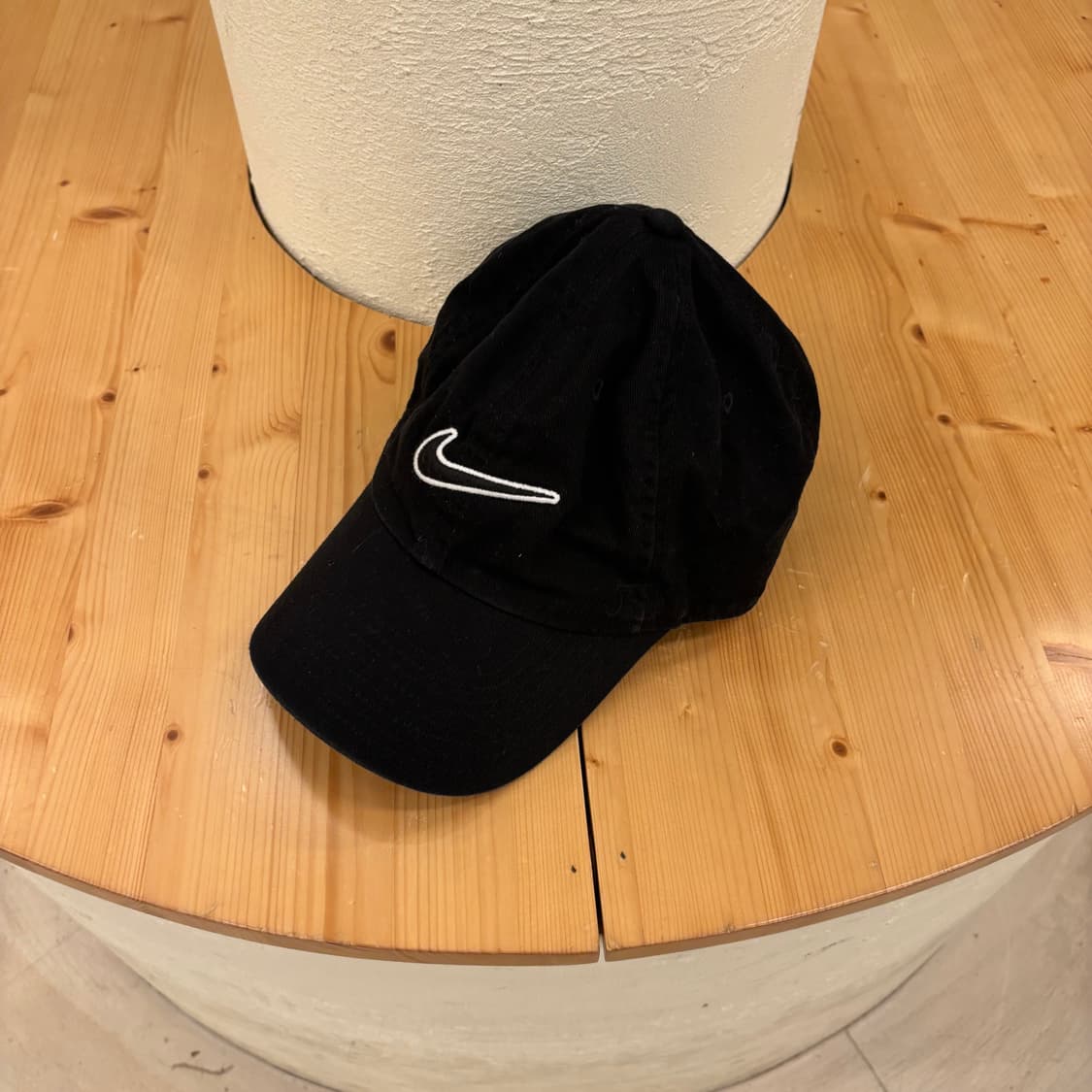 나이키 스우시 블랙 볼캡 상품이미지1